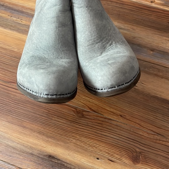 Dansko 39 Booties Boots Shoes Heels Zip Gray Leather Buckle Office Ladies - Picture 8 of 14